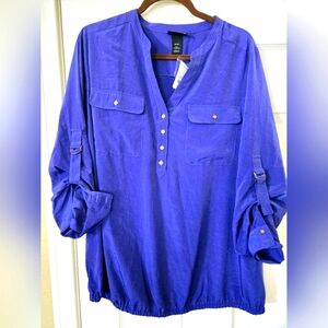 Women's Blue Button-Up Top